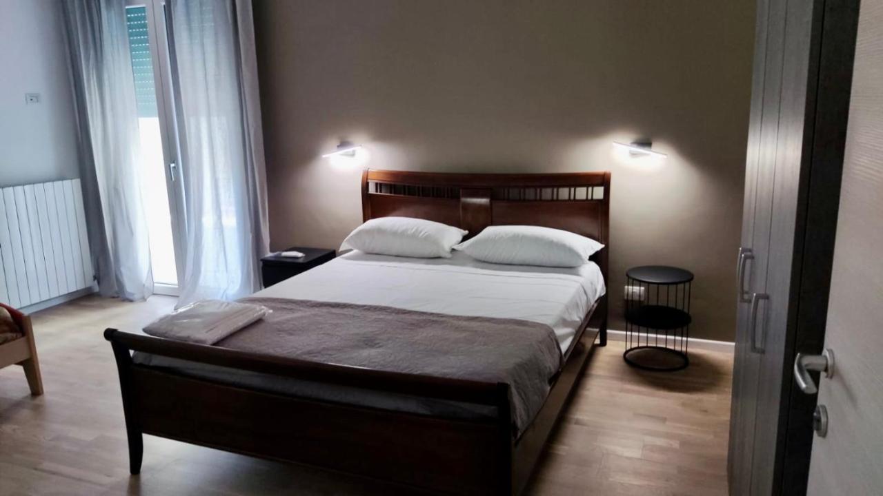 Dimora Rudiae Lecce住宿加早餐旅馆 外观 照片
